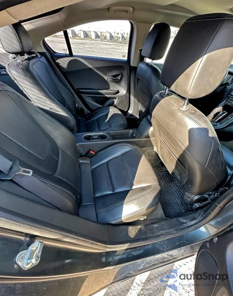 2012 Chevrolet Volt from USA, damaged, VIN 1G1RD6E45CU125110